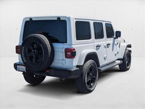 2020 Jeep Wrangler Unlimited Sahara Altitude