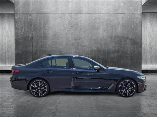 2022 BMW M550 i xDrive
