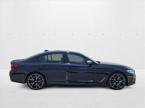 2022 BMW M550 i xDrive