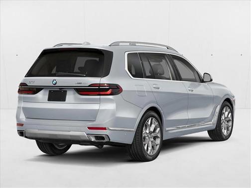 Gray Metallic 2026 BMW X7 xDrive40i