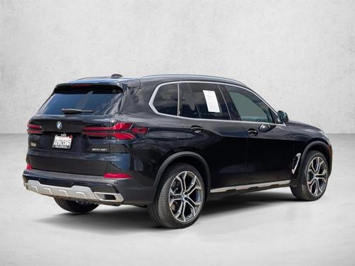 Black Sapphire Metallic 2026 BMW X5 sDrive40i