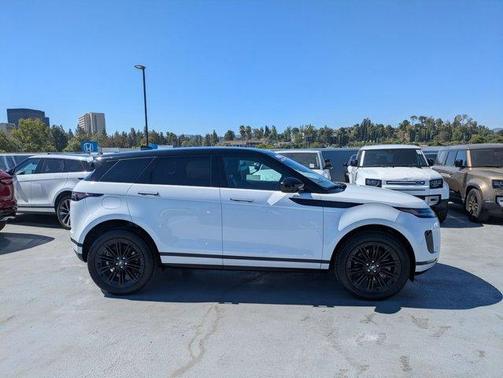 2025 Land Rover Range Rover Evoque Core S