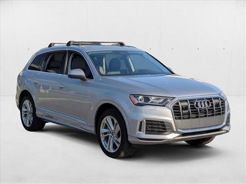 2021 Audi Q7 45 Premium Plus