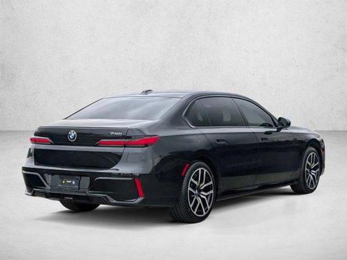Black Sapphire Metallic 2023 BMW 740 i