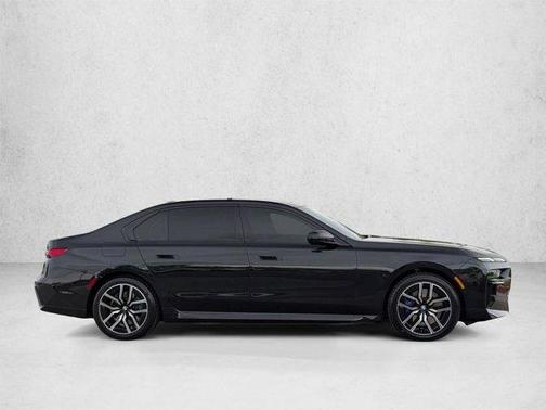 Black Sapphire Metallic 2023 BMW 740 i