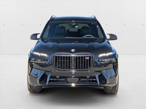 2026 BMW X7 M60i