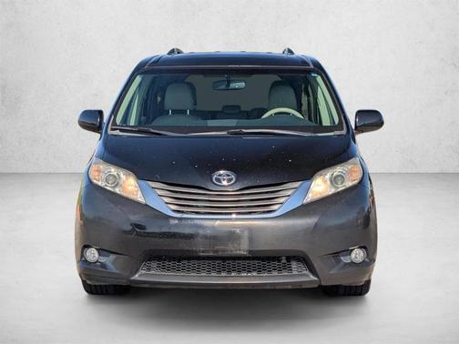 Black 2013 Toyota Sienna XLE