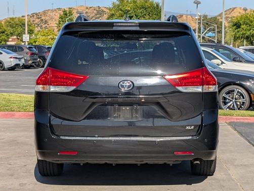 Black 2013 Toyota Sienna XLE