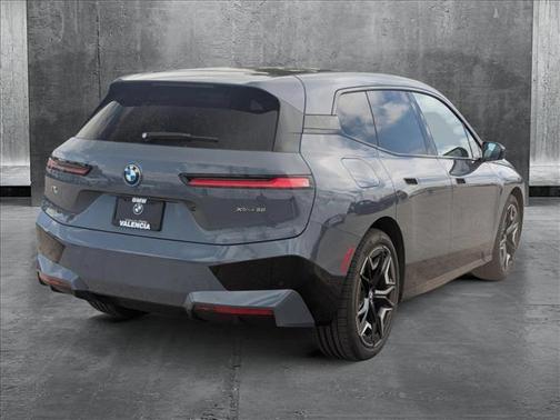 2025 BMW iX xDrive50