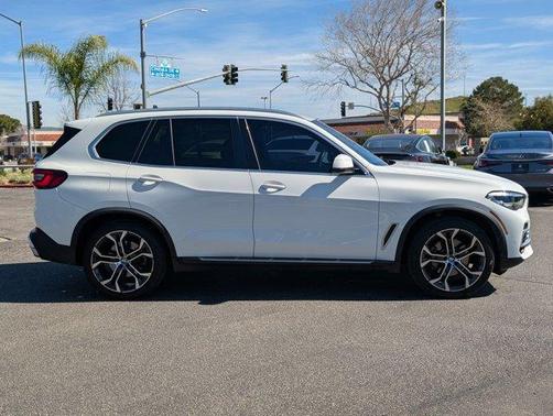 2022 BMW X5 sDrive40i