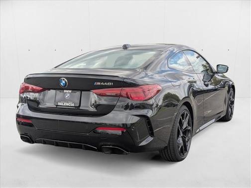 2026 BMW M440 i