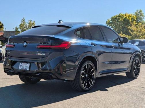 2023 BMW X4 M40i