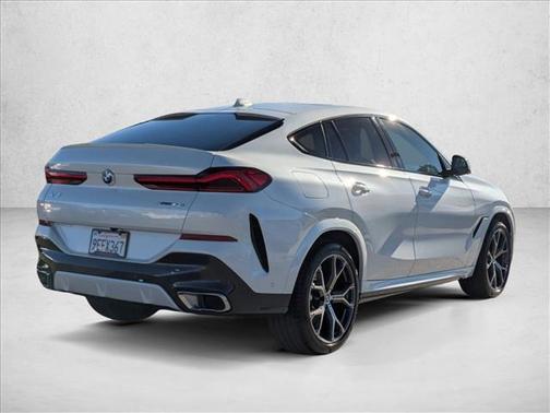 2023 BMW X6 xDrive40i