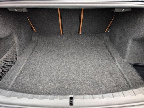 Tanzanite Blue II Metallic 2023 BMW 330 i