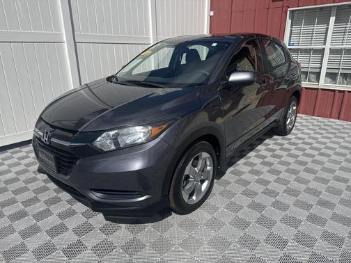 2017 Honda HR-V LX