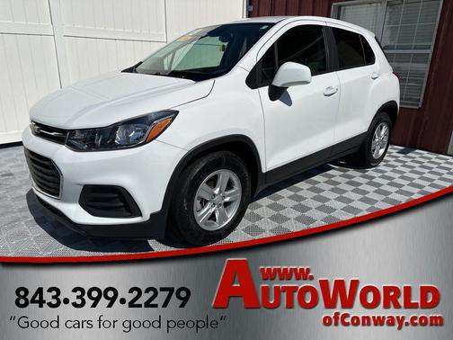 Summit White 2019 Chevrolet Trax LS