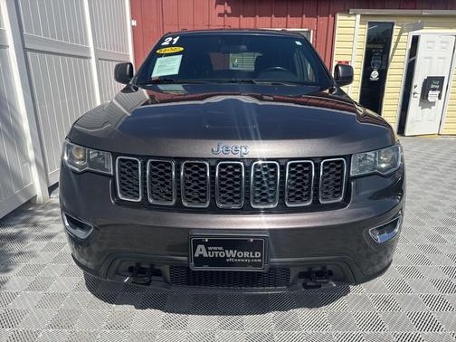 2021 Jeep Grand Cherokee Laredo