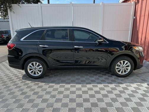 2019 Kia Sorento L