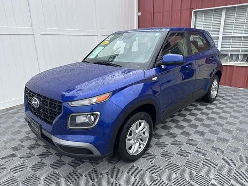 2022 Hyundai VENUE SE
