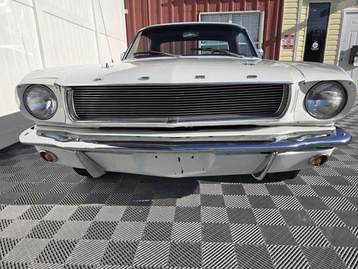 1966 Ford Mustang Base