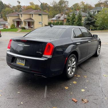 2017 Chrysler 300C Base