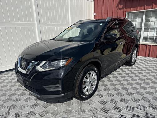 2020 Nissan Rogue SV