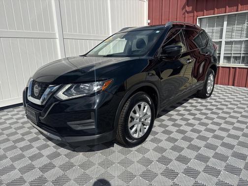 2020 Nissan Rogue SV