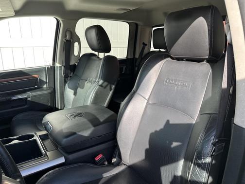 2014 RAM 1500 Laramie