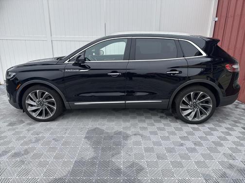 2020 Lincoln Nautilus Reserve