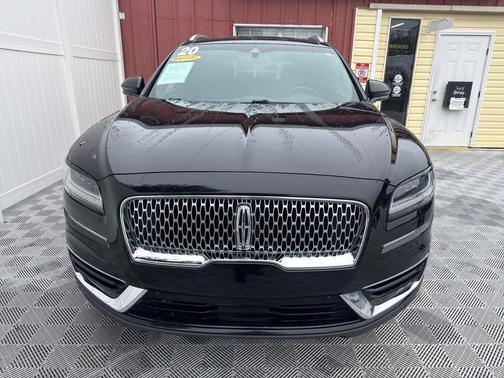 2020 Lincoln Nautilus Reserve