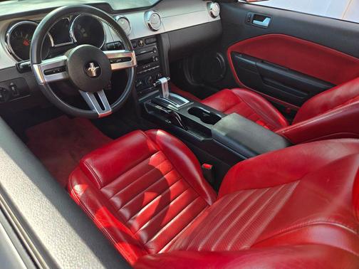 2006 Ford Mustang GT Premium