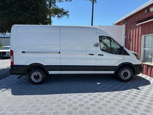 Oxford White 2020 Ford Transit-250 Base