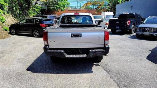 2018 Toyota Tacoma SR