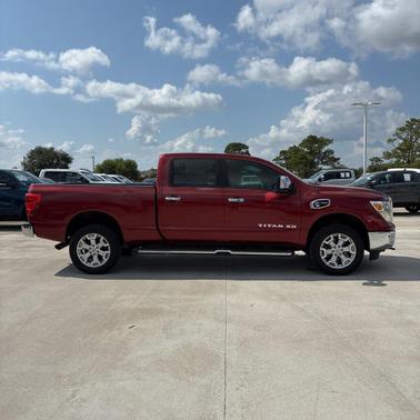 2016 Nissan Titan XD SL