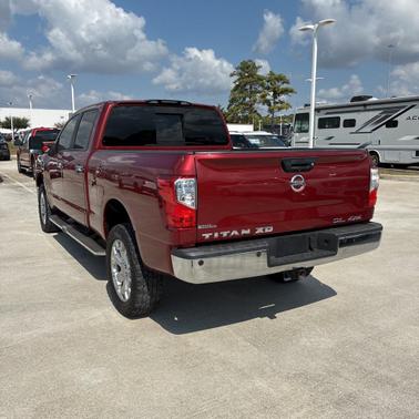 2016 Nissan Titan XD SL