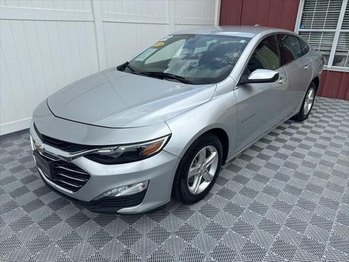 2022 Chevrolet Malibu FWD LT