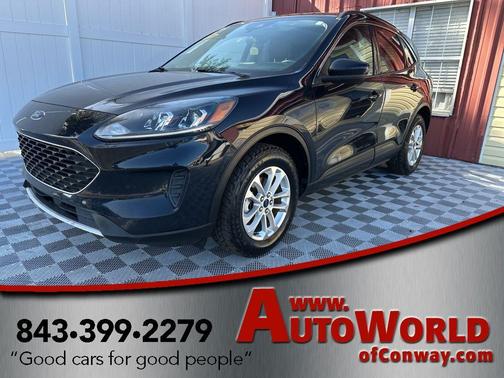 2021 Ford Escape SE