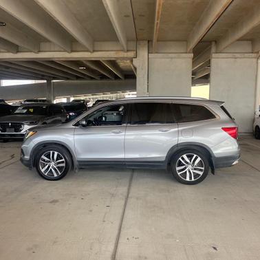 2018 Honda Pilot Touring