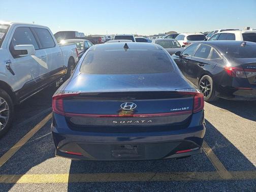 2022 Hyundai SONATA Limited