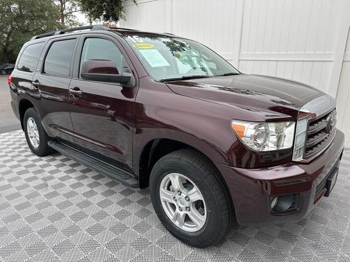 2016 Toyota Sequoia SR5