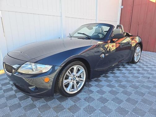 2005 BMW Z4 3.0i Roadster