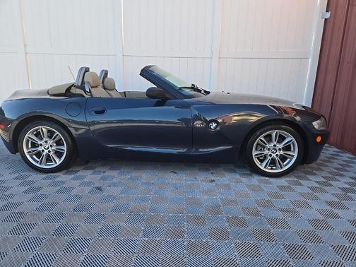 2005 BMW Z4 3.0i Roadster