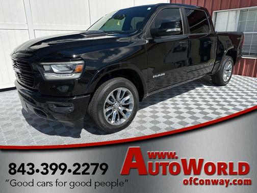 Diamond Black Crystal Pearlcoat 2020 RAM 1500 Laramie
