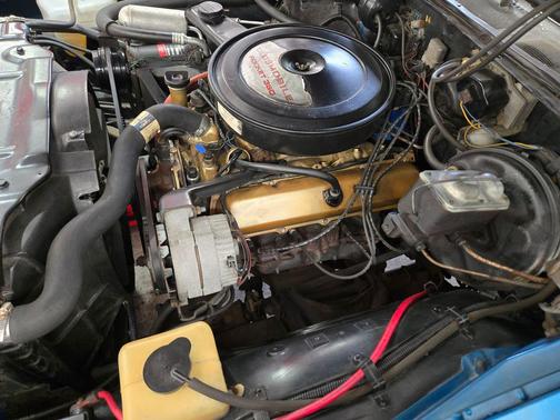 Blue 1972 Oldsmobile Cutlass Supreme