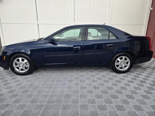 2005 Cadillac CTS Base