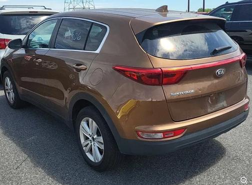 Burnished Copper 2017 Kia Sportage LX