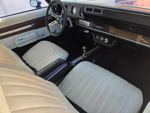 1972 Oldsmobile Cutlass Supreme