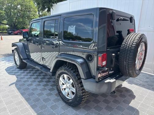 2017 Jeep Wrangler Unlimited Sahara