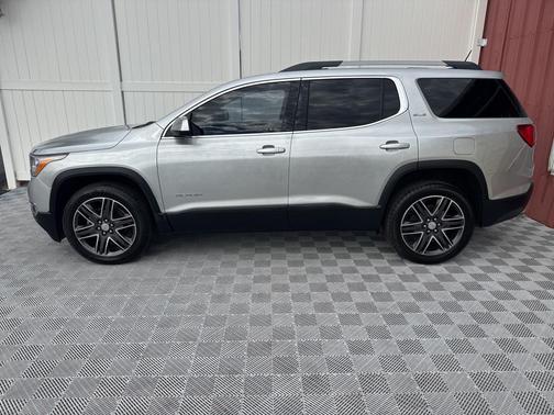 2019 GMC Acadia SLE-2