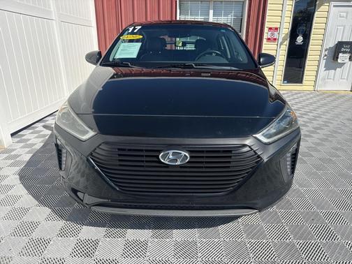 2017 Hyundai IONIQ Hybrid Limited
